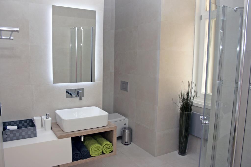 In The City Budapest Apartments Экстерьер фото